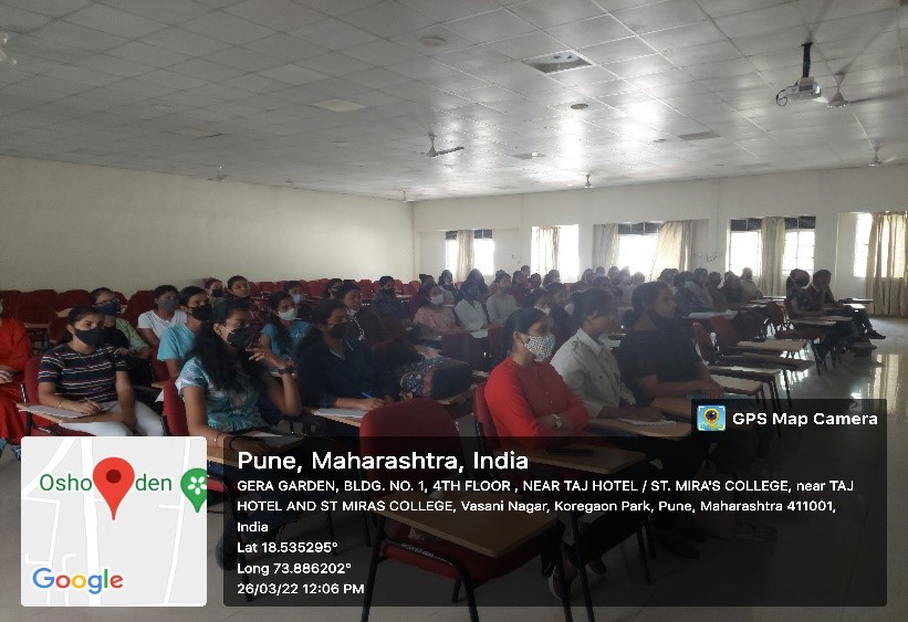 STUDENT LISTENING TO THE LECTURE