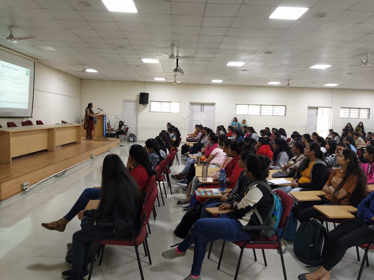 Ms. Mini Thomas addressing the students on Organ Donation