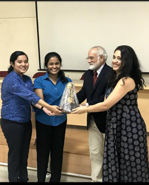The winners of the Best Team and the Best Speaker prize, Ayushi Halder and Swathi Satish from St. Mira’s College with the judges, Mr. Suraj Sriram and Ms. Priyanka Menon.