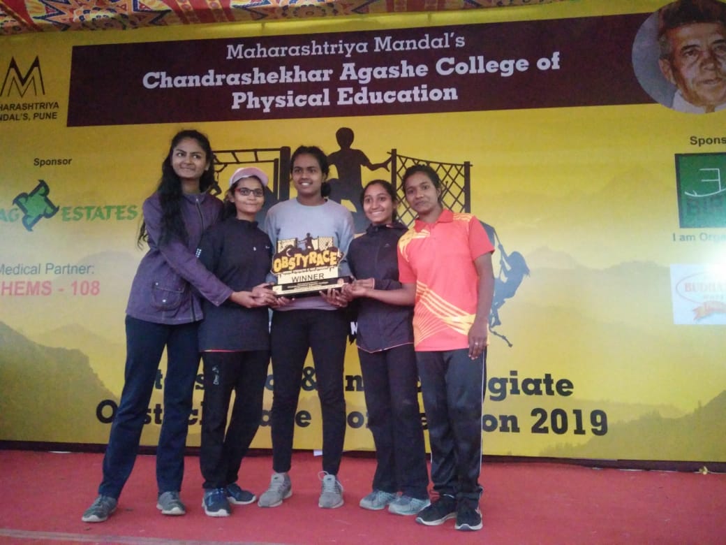 Inter Collegiate Obstacle Race 2018-19 - First Place - From right Divija Sharma, Vishakha Pawar, Mamta Chorasia, Sakshi Dhumal, Parmeshwari Sahu
